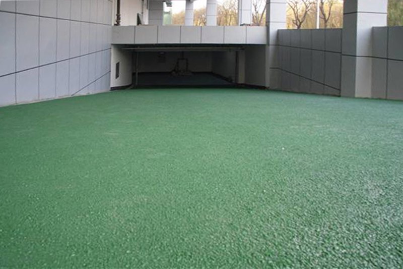 地坪施工是什么意思?这或许是你在装修或改造工厂、仓库时需要了解的一项重要工作。
